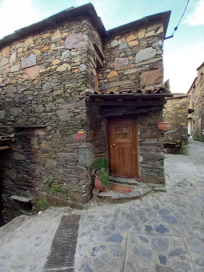 Talasnal Casas Da Urze Ter Lousã Buitenkant foto